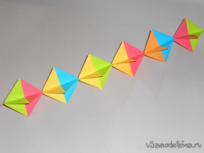 Гирлянда из бумаги оригами
